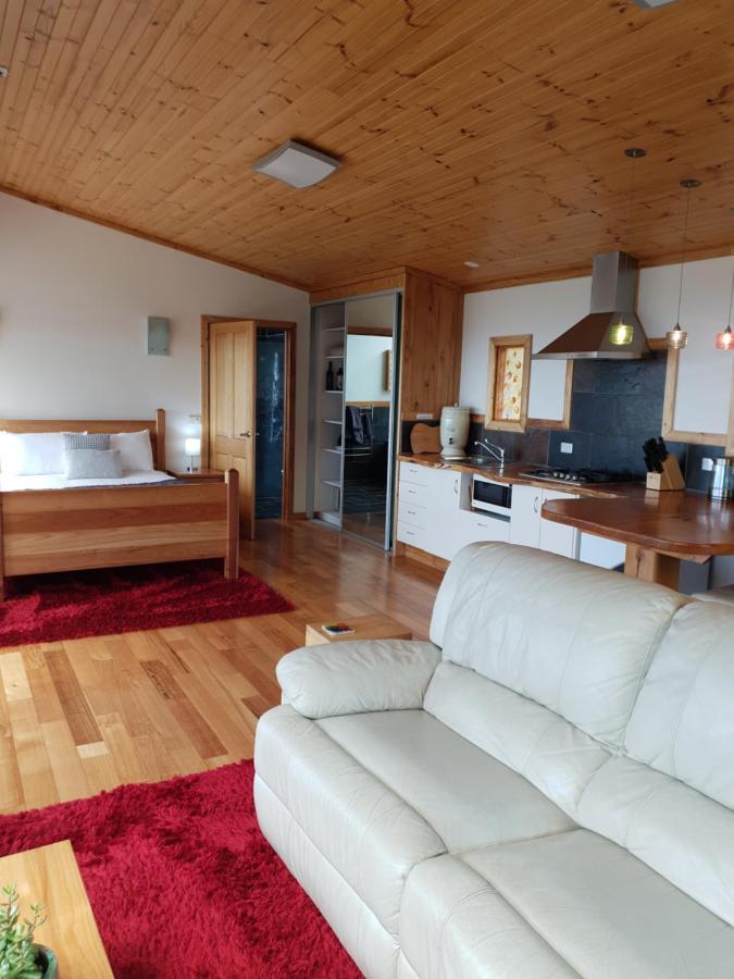 Вилла Woodbridge Hill Hideaway Экстерьер фото